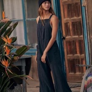 New Free People Savannah Overalls Jumpsuit Onesie Wide Leg Flare Black